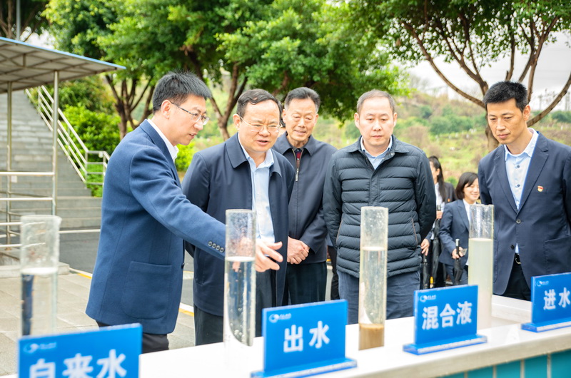 中国农林水利气象工会主席李忠运调研三峡水务公司